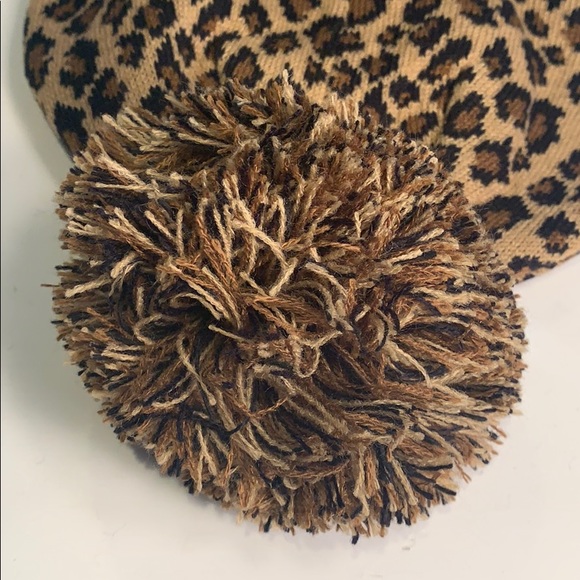 Leopard Print Knit Beanie with Pom Pom - Picture 6 of 7